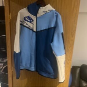 Nike Sportswear Tech Fleece Graphic Full-Zip Hoodie 2XL